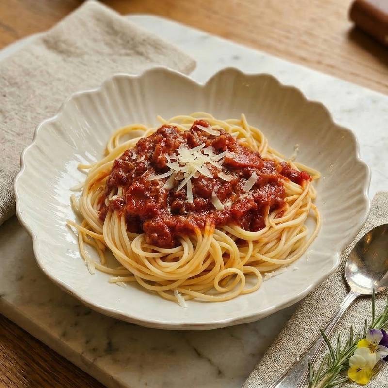 Mỳ Ý Sốt Cà Chua Xúc Xích